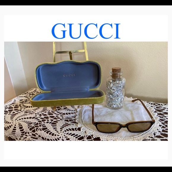 GUCCI Glasses/Sunglasses G Logo @ Hinges 140 mm + Beautiful Plush Logoed Case - Picture 1 of 14